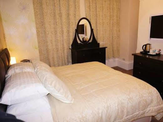 The Shores Hotel, Hotel Blackpool